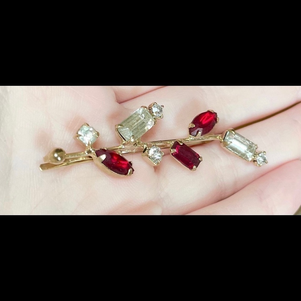 Vintage long gold tone red white rhinestones branch Marquis emerald dres…​